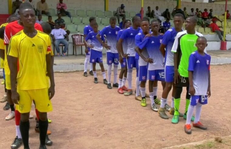 Football au Congo : Où en est-on avec le championnat national des U20 ? Encore un échec de Guy Mayolas