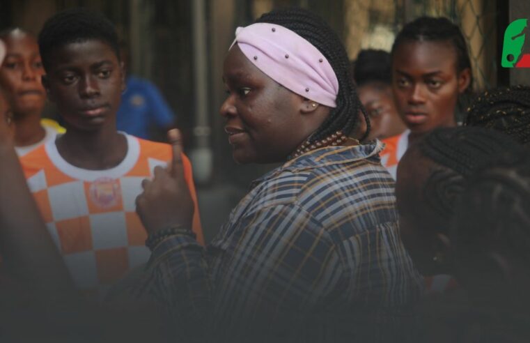 Laura KOUTOUNDA, présidente du Club Sportif Munata Association du Congo. Club de football féminin masculin du Congo.